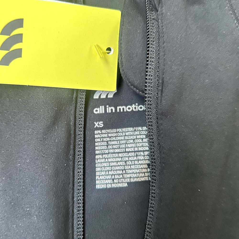 All In Motion Quarter Zip Pullover - Picture 3 of 4